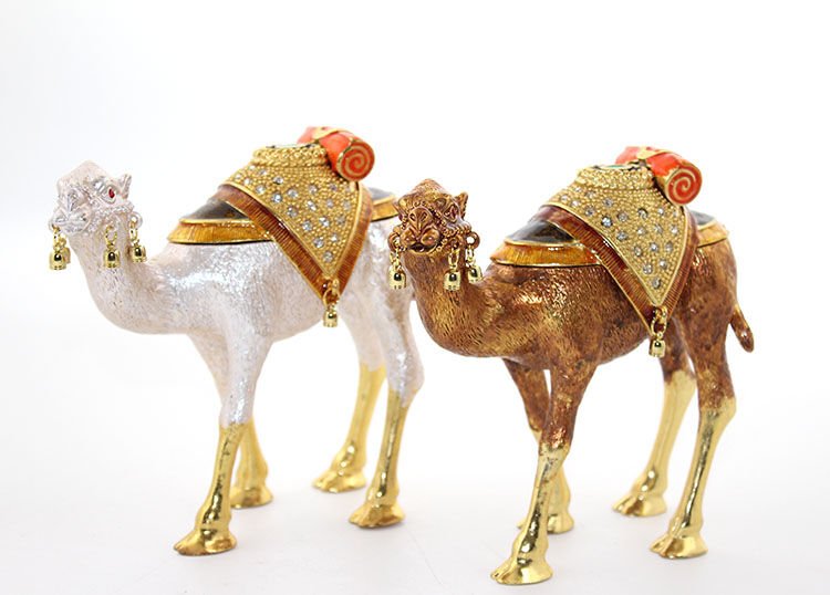 Swarovski Taşlı Tekli Deve Figürü Model 9