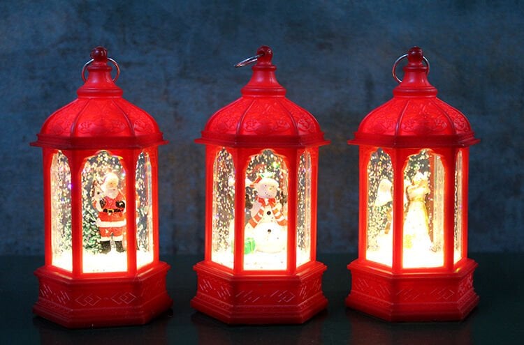 Yılbaşı Temalı Işıklı Kar Küresi Kırmızı Tasarım