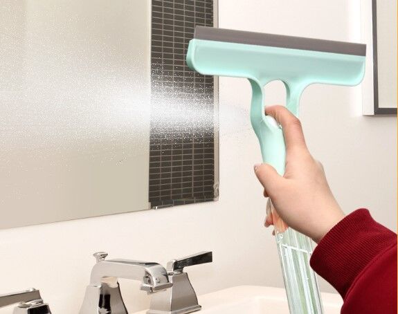 4 in 1 Spreyli Çek Çekli Camsil ve Fırça Aparatı