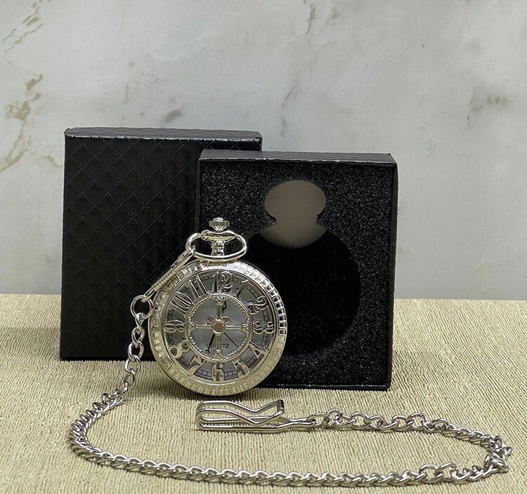 Özel Kutulu Rakamlı Gümüş Köstekli Saat