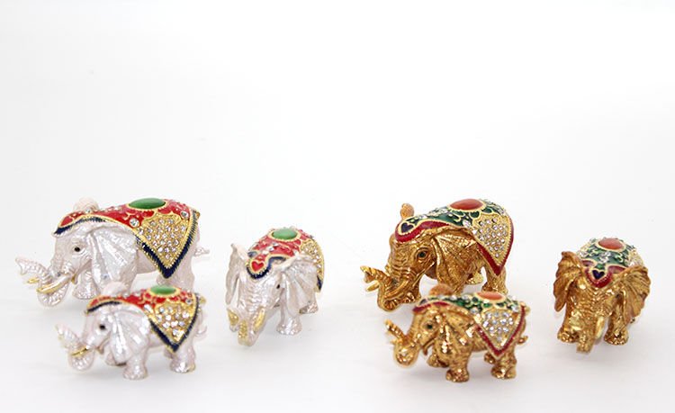Swarovski Taşlı 3'lü Fil Figürü Model 4