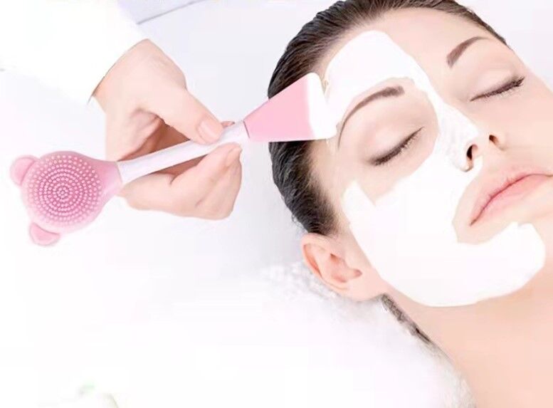 Silikon Yüz Temizleme Fırçası ve Maske Uygulama Spatulası