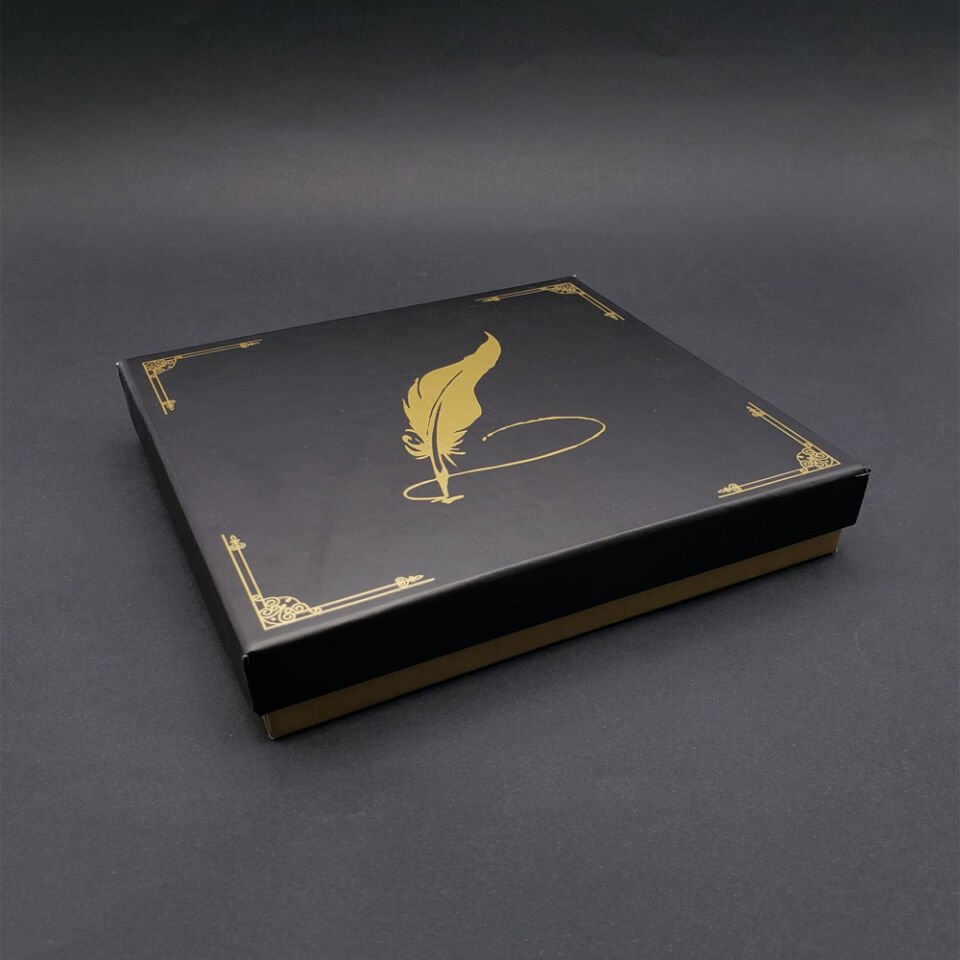 Tüylü Kalem Tasarımlı Hediye Kutusu